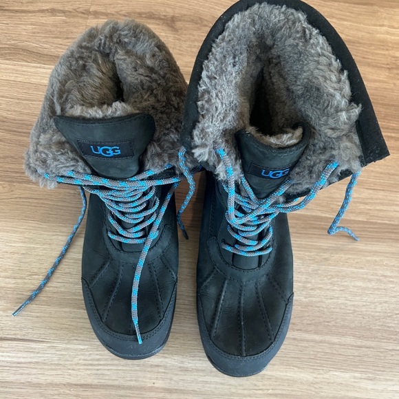 UGG - Men's Butte Quilted Black /Big Sky 1158279 Leather Winter Boot - Picture 5 of 9